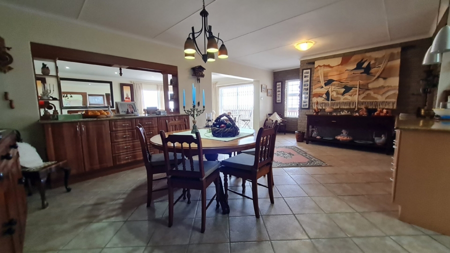 4 Bedroom Property for Sale in Dana Bay Western Cape